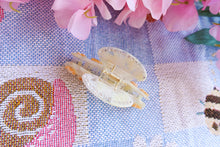 Load image into Gallery viewer, Cowboy Gunther Claw Clip