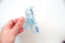 Load image into Gallery viewer, Nube Rain Cloud Claw Clip