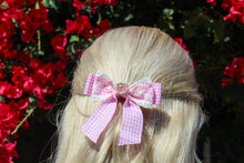 Load image into Gallery viewer, Coquette Pink Rhinestone Hairclips
