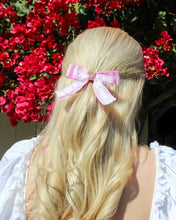 Load image into Gallery viewer, Pink Heart Rhinestone Hairclips
