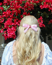 Load image into Gallery viewer, Kawaii Pink Princess Hairclips
