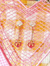 Load image into Gallery viewer, Kaleidomoon Scope Earrings
